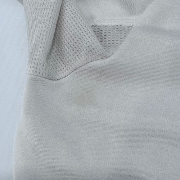 Bassdash Mens UPF 50+ UV Protection Long Sleeve Fishing Shirt Hoodie Medium - Picture 4 of 7